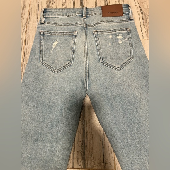 Hidden Happi High Rise Flare Jean - Picture 4 of 15